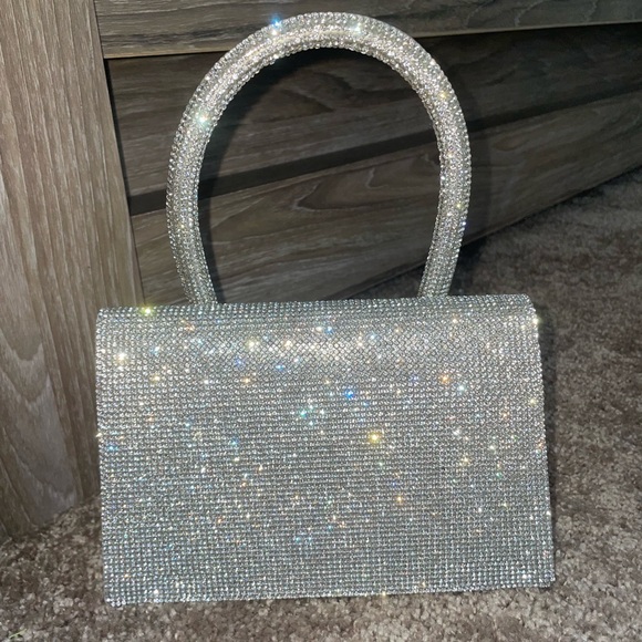 Silver Sparkle Hand Bag - Picture 3 of 4